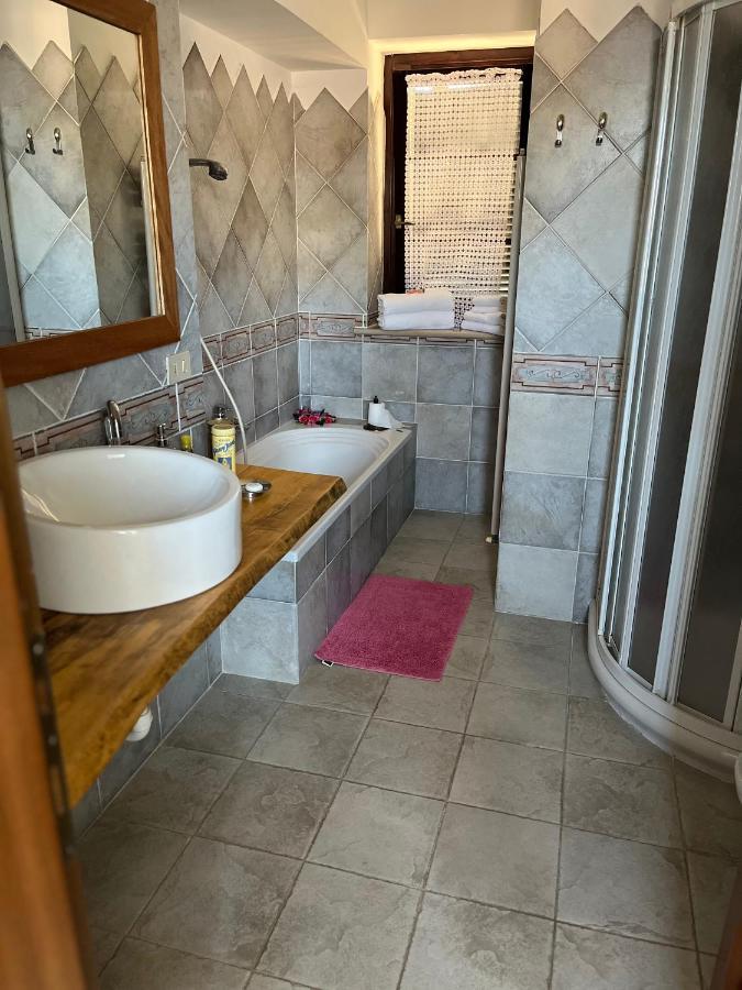 Sinilu B&B Silvi Paese Eksteriør bilde